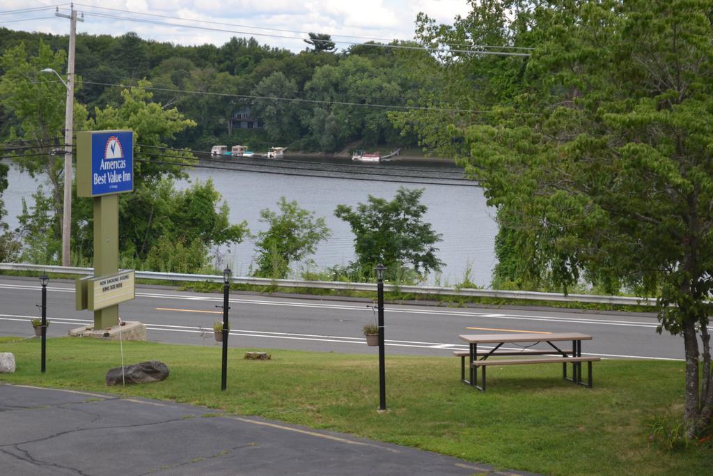 Mount Holyoke Inn Eksteriør bilde